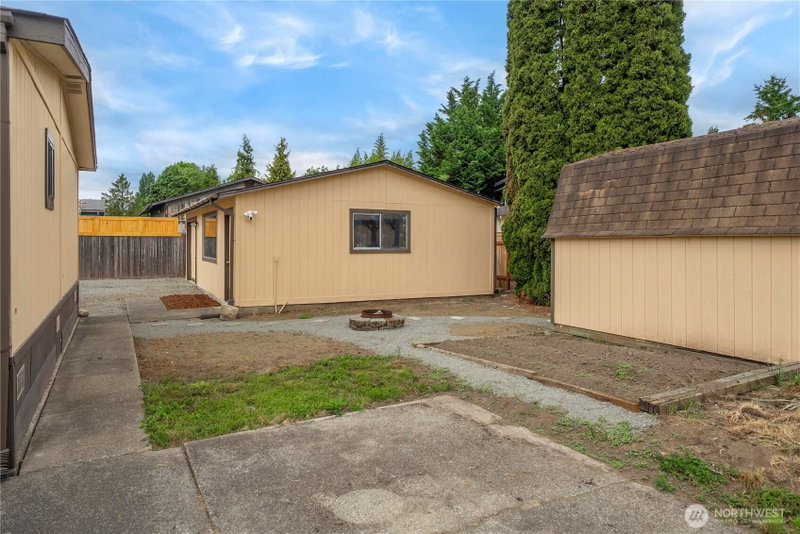 111 Aspen Lane S photo 21