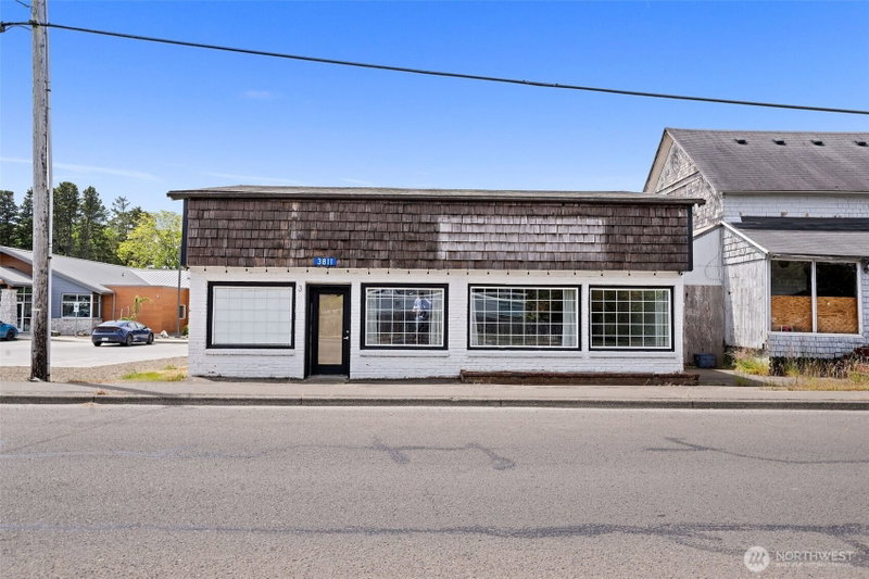 3811 Pacific Way photo 2