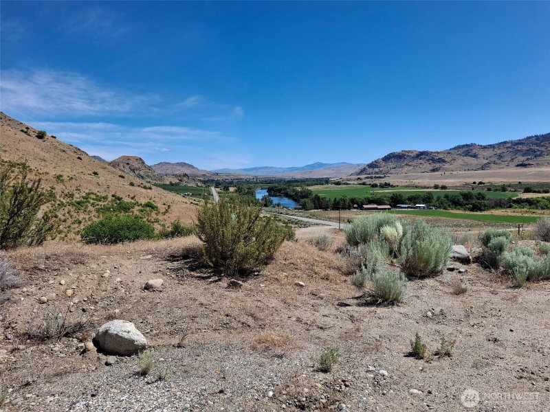 1299 Old Highway 97 photo 1
