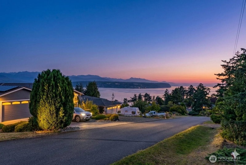 71 Quinault Lp photo 1