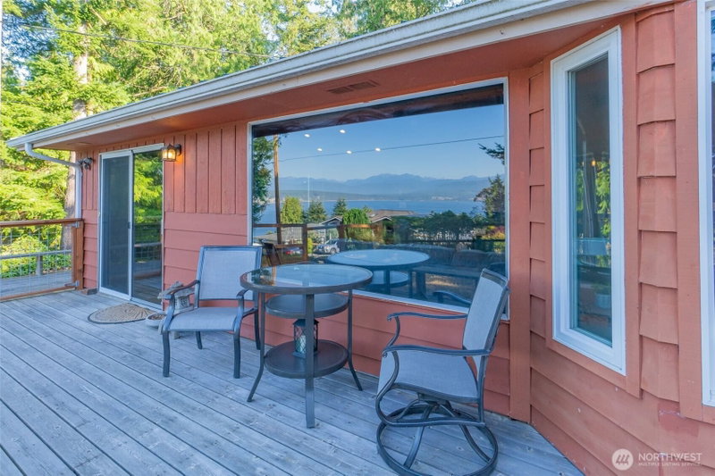 71 Quinault Lp photo 2