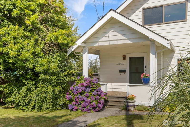 4815 S I Street photo 2