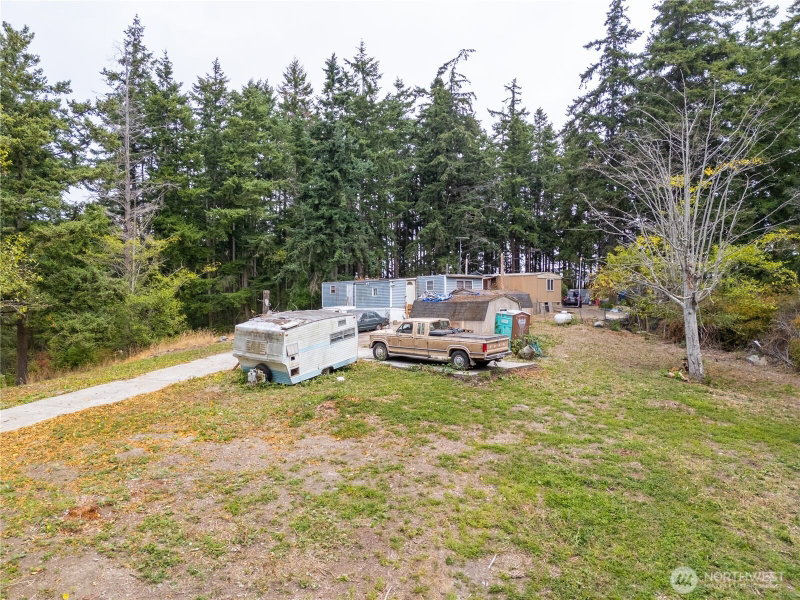 222 Moonstone Place photo 9