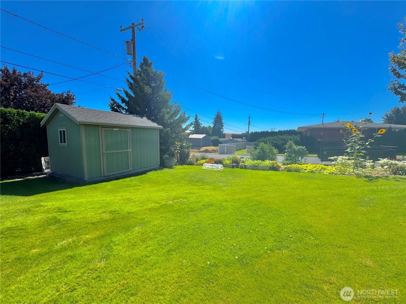 309 W 9th Avenue photo 31