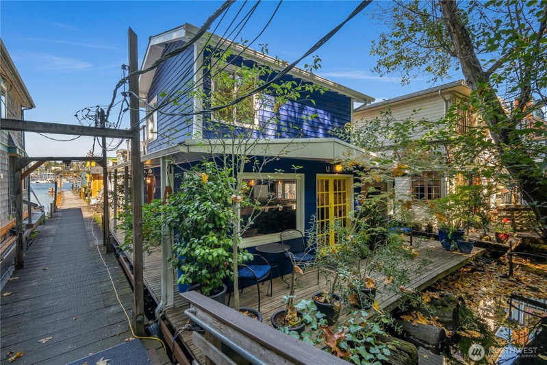 2766 Westlake Avenue N #A photo 2