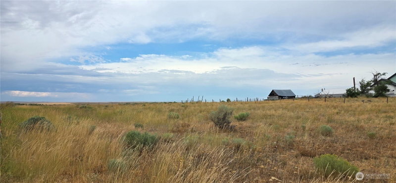 15841 US 2 photo 40