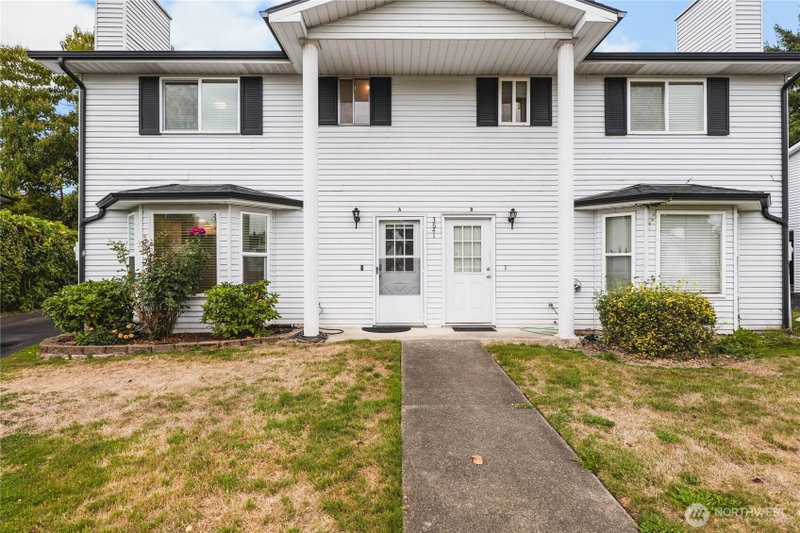 3641 I Street SE #A photo 2