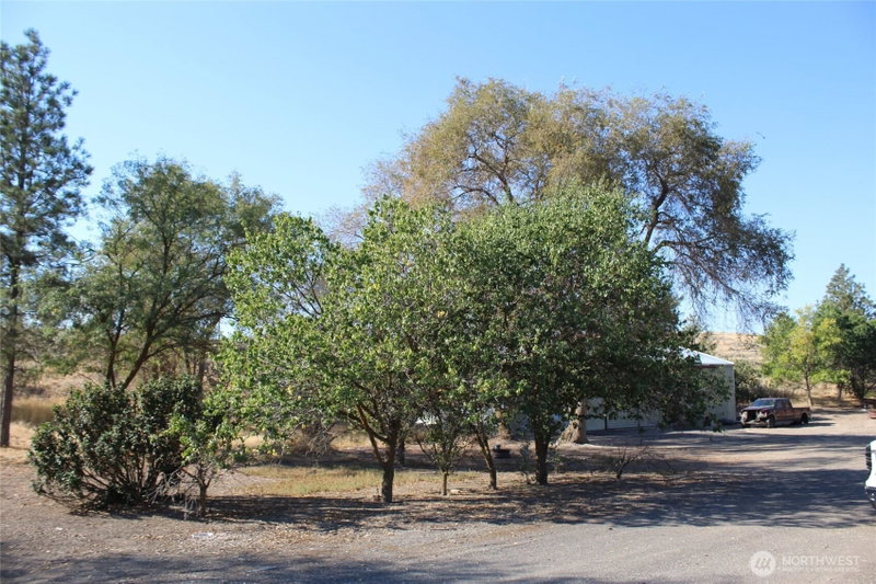 117 S Neilson Road photo 2