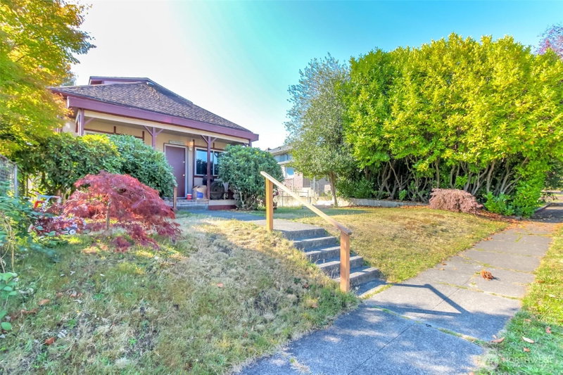 424 S 58th Street photo 2