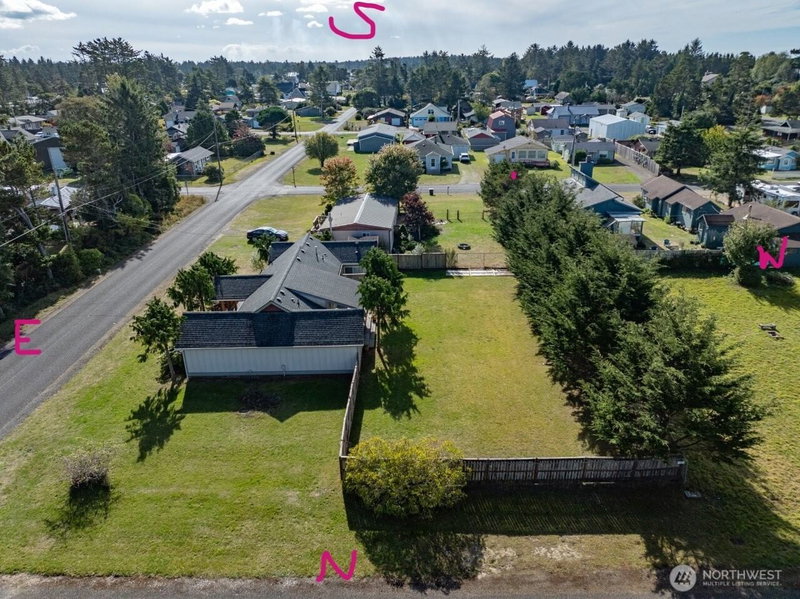 27111 N Place photo 40
