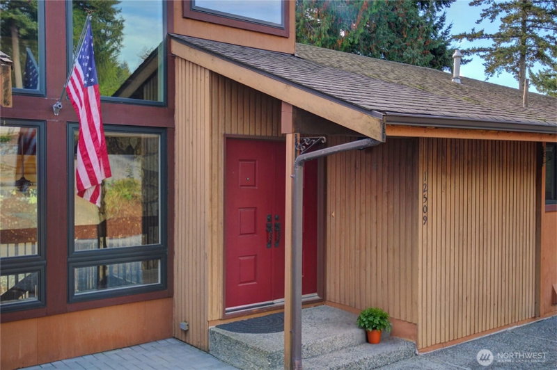 12509 Patricia Lane photo 2