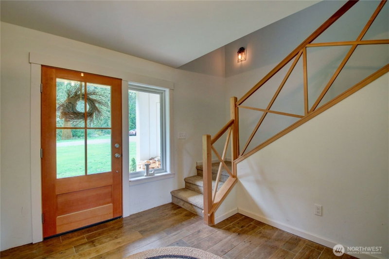 19011 Wildrose Lane photo 2