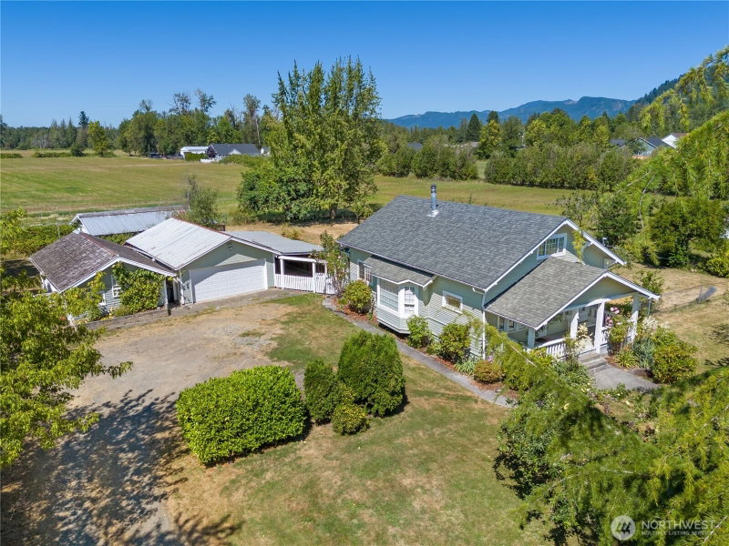 1676 Collins Road photo 1
