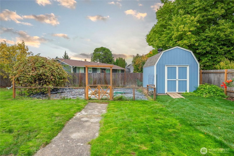 1509 Rainer Street photo 34