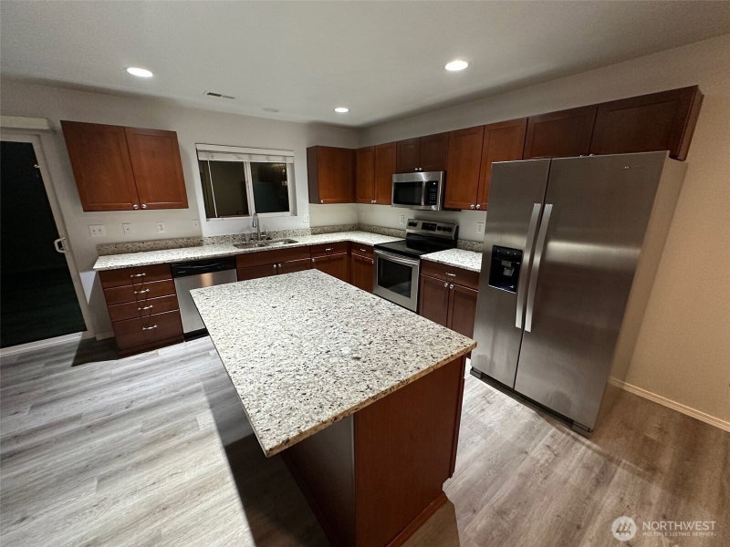 19722 99TH Street E photo 2