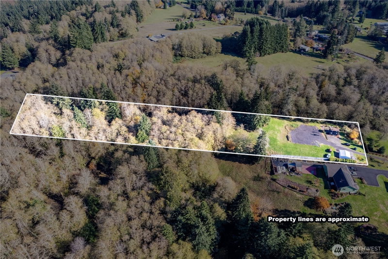 942 Stella Road photo 2