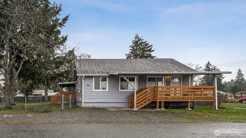 17403 Spanaway Lane E photo 1