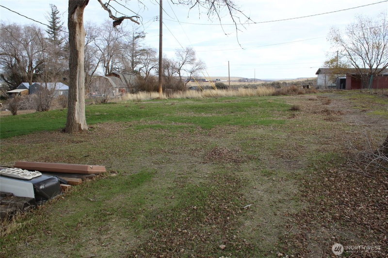 113 S Lutcher Avenue photo 2