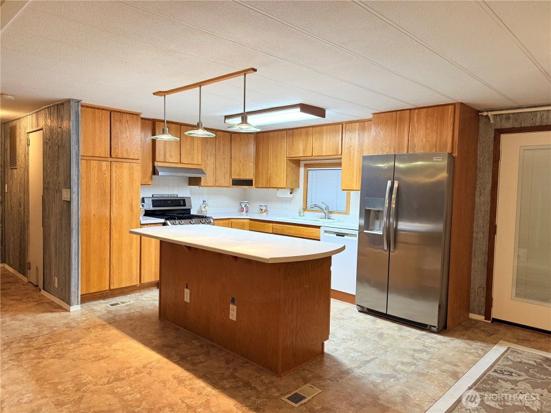 411 SW College Avenue photo 2
