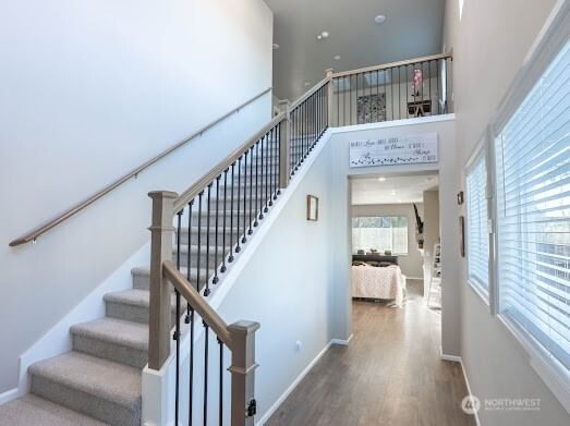 17622 Crossing Drive E photo 2