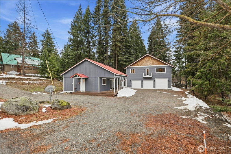 181 Redwood Lane photo 2