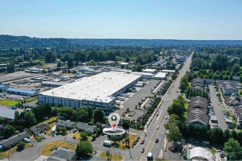 2606 E Main photo 2