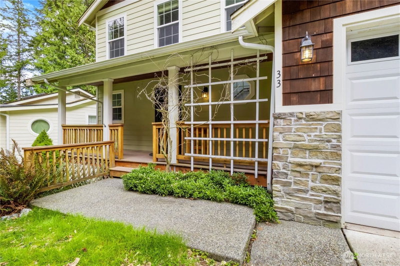 33 Green Hill Road photo 2