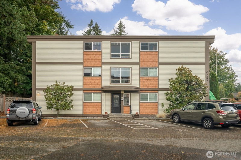 7505 212th Street SW #C301 photo 2