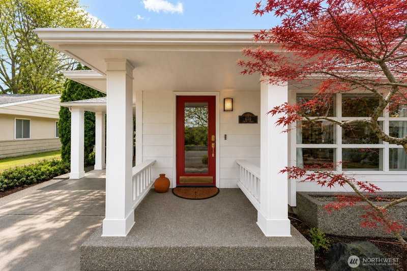 600 Craig Street photo 2