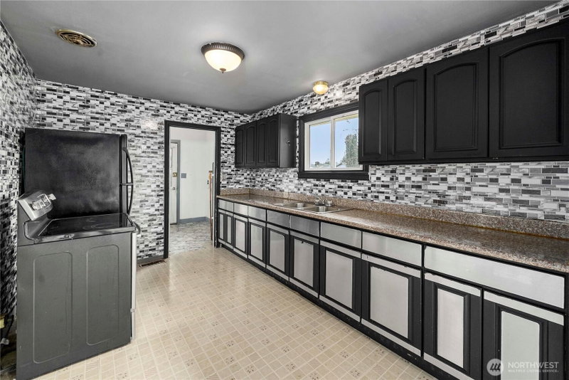 117 S 72nd Street photo 2