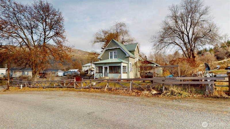 10 Bighorn Dr photo 2