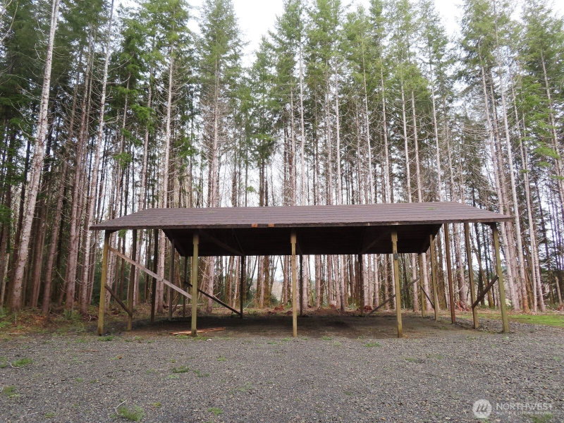 2431 N River Road photo 2