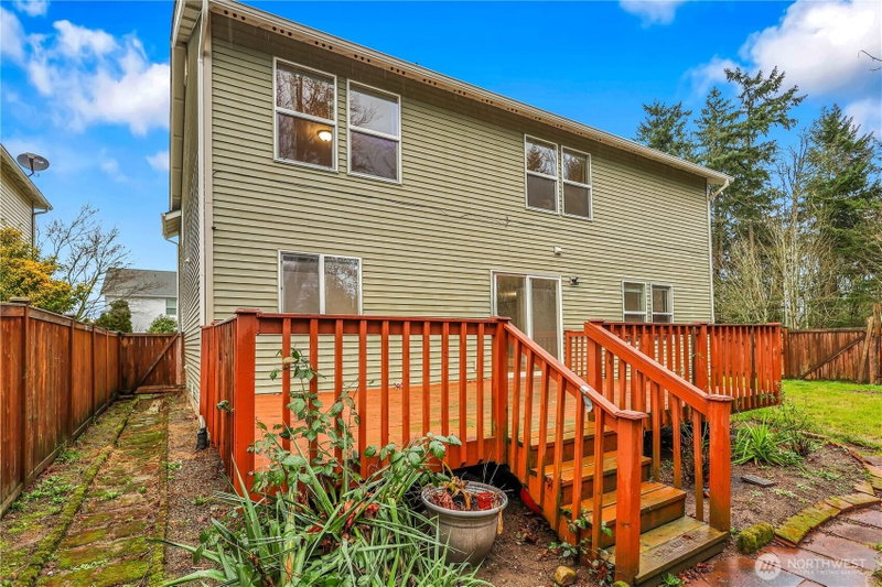 831 SW 364th Place photo 2