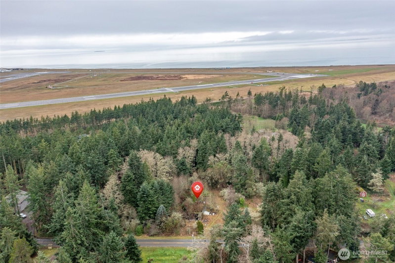 4117 Degraff Road photo 2