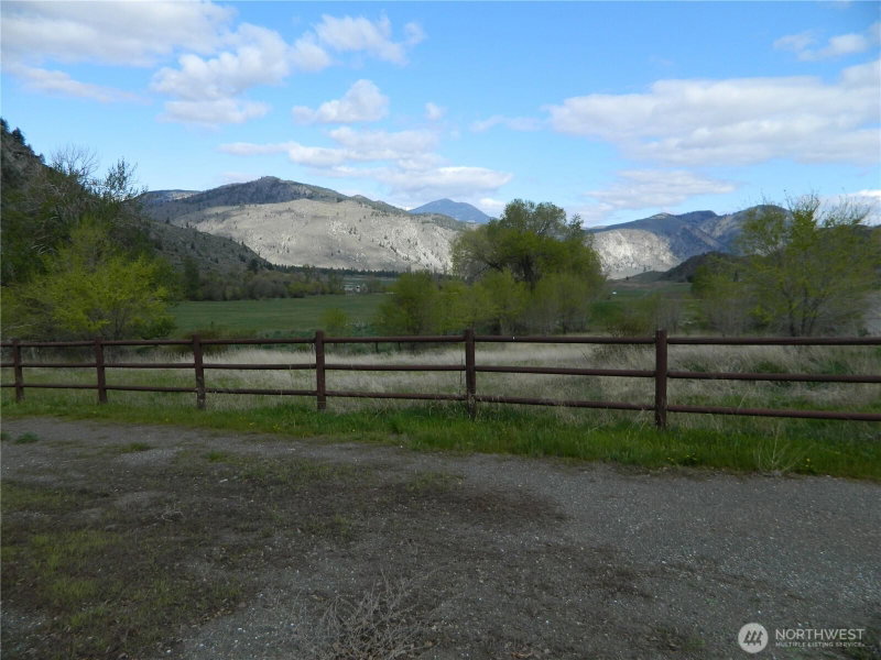 2127 Sinlahekin Road photo 24