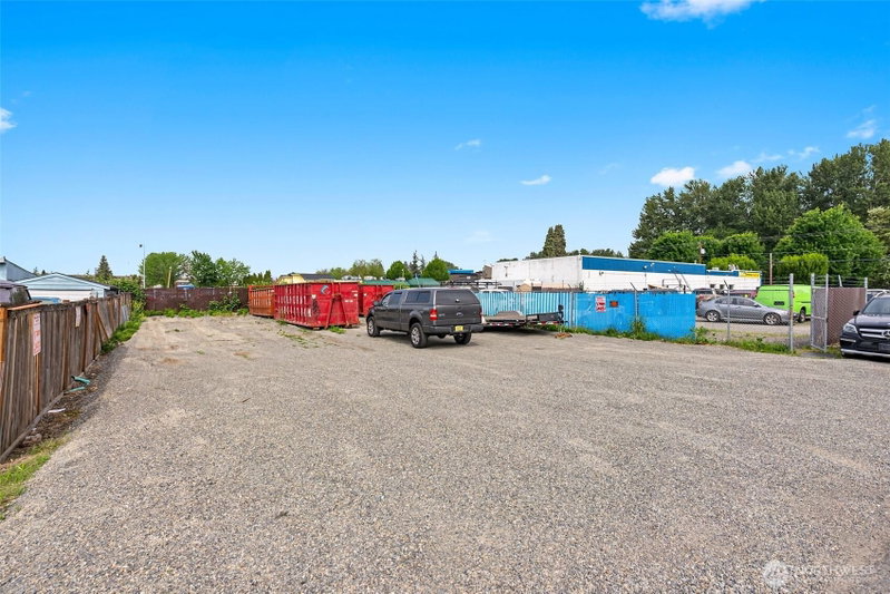 118 12th Street SE photo 8