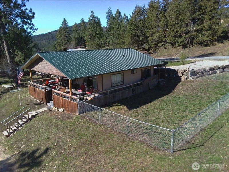 1054 Lower Madison photo 1
