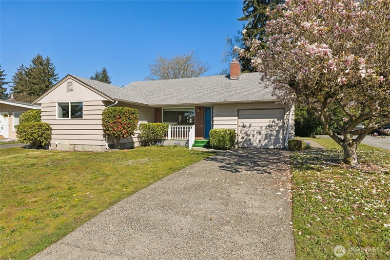 1023 S Orchard Street photo 1