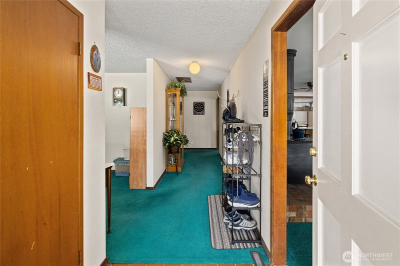 115 W Sixth Street photo 2