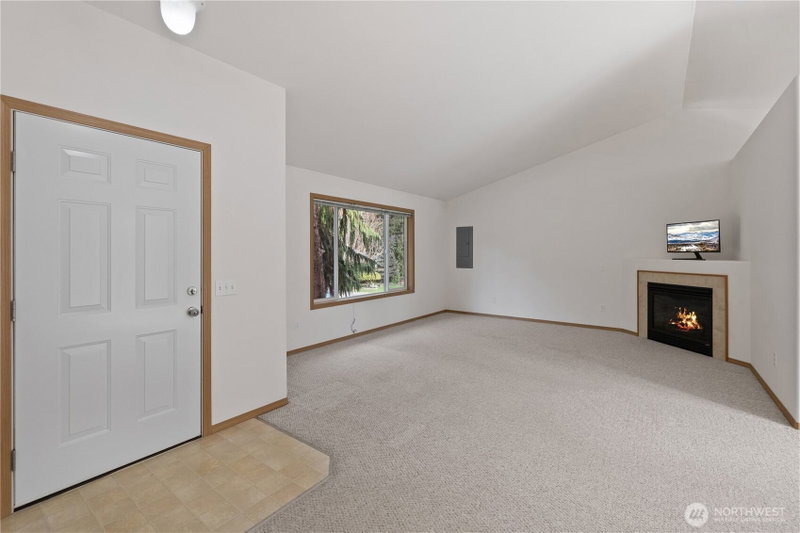 18128 115th Street NE photo 2