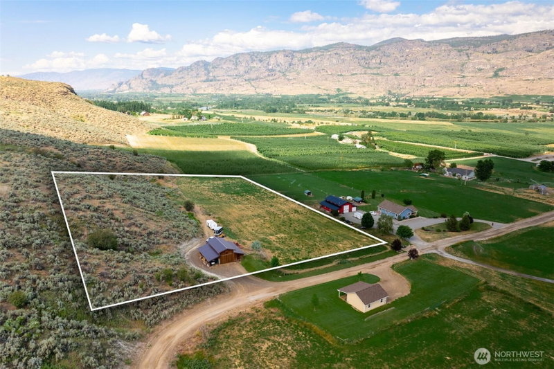 36 Rooster Flats photo 1