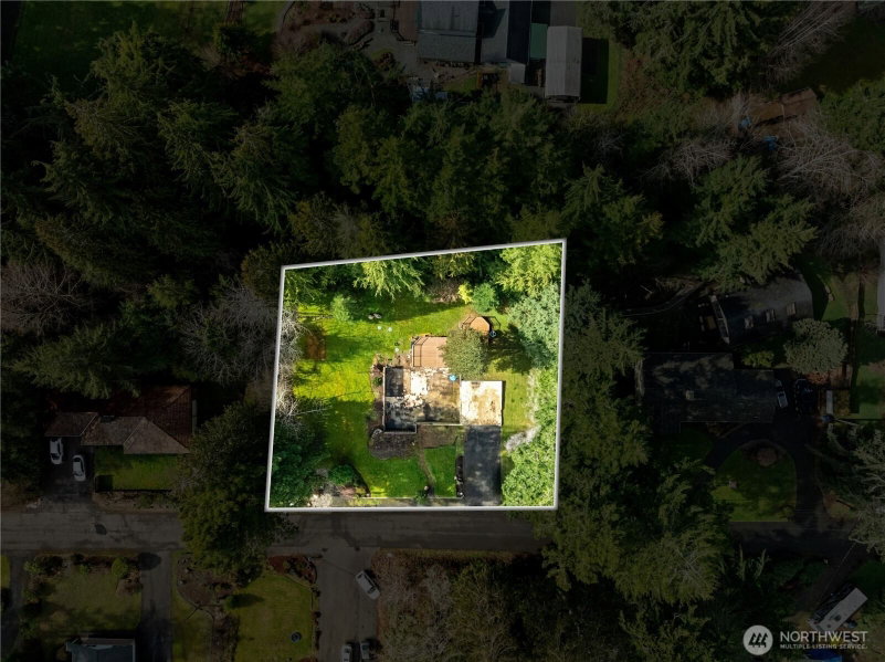 307 Fairway Drive photo 14