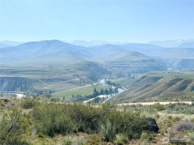 1 Riverbend Overlook photo 1