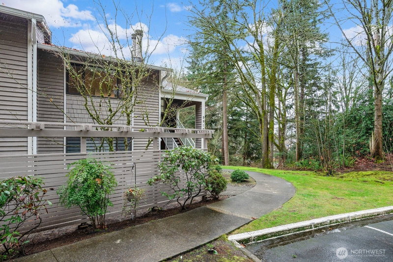 9919 NE 144th Lane #606 photo 2