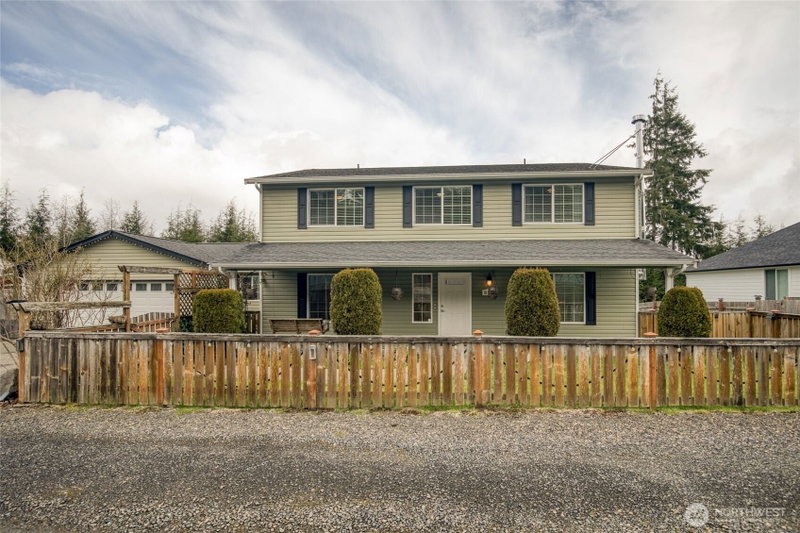 828 Ocean Avenue photo 1