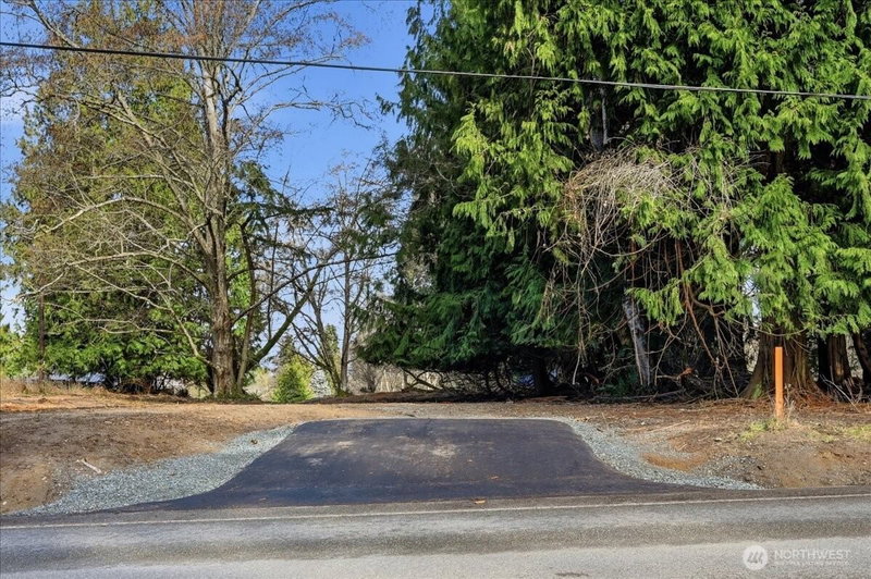 7 xx Sandy Point Road photo 2