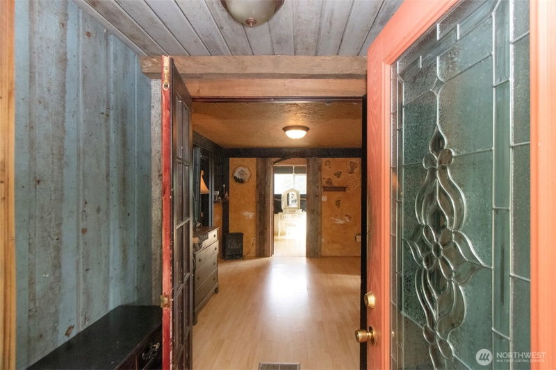 3951 S TYLER Road photo 2