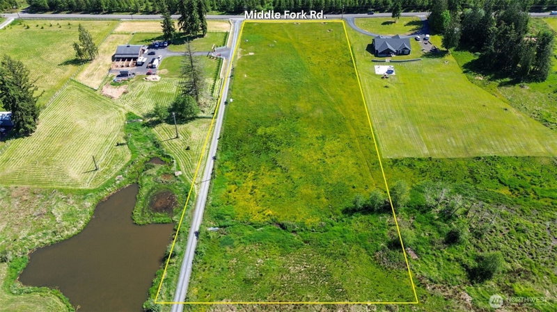 917 Middle Fork Road photo 4
