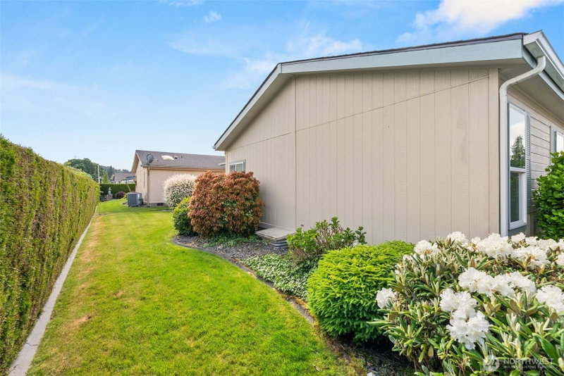 1918 Harrison Avenue #6 photo 30