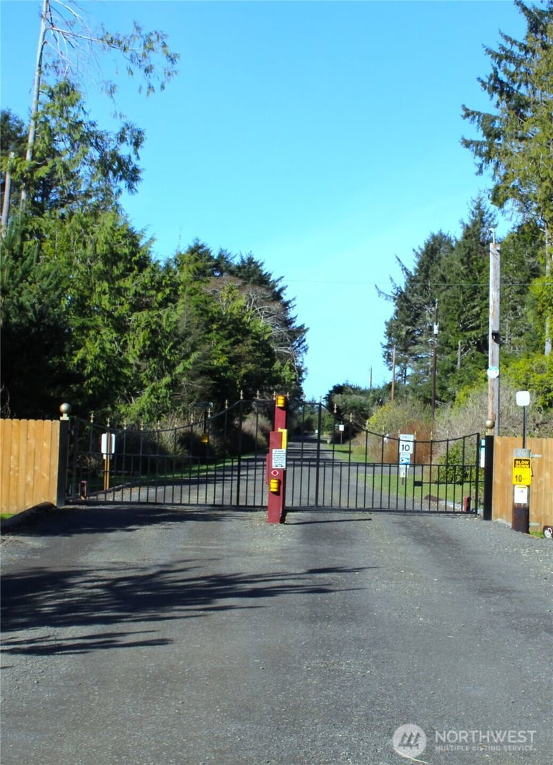 43 Dolphin Lane photo 2